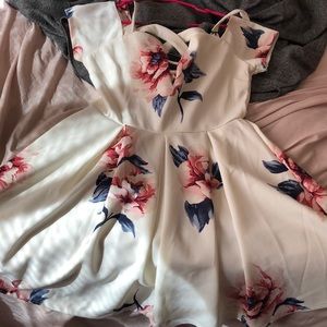 Beautiful flowy dress